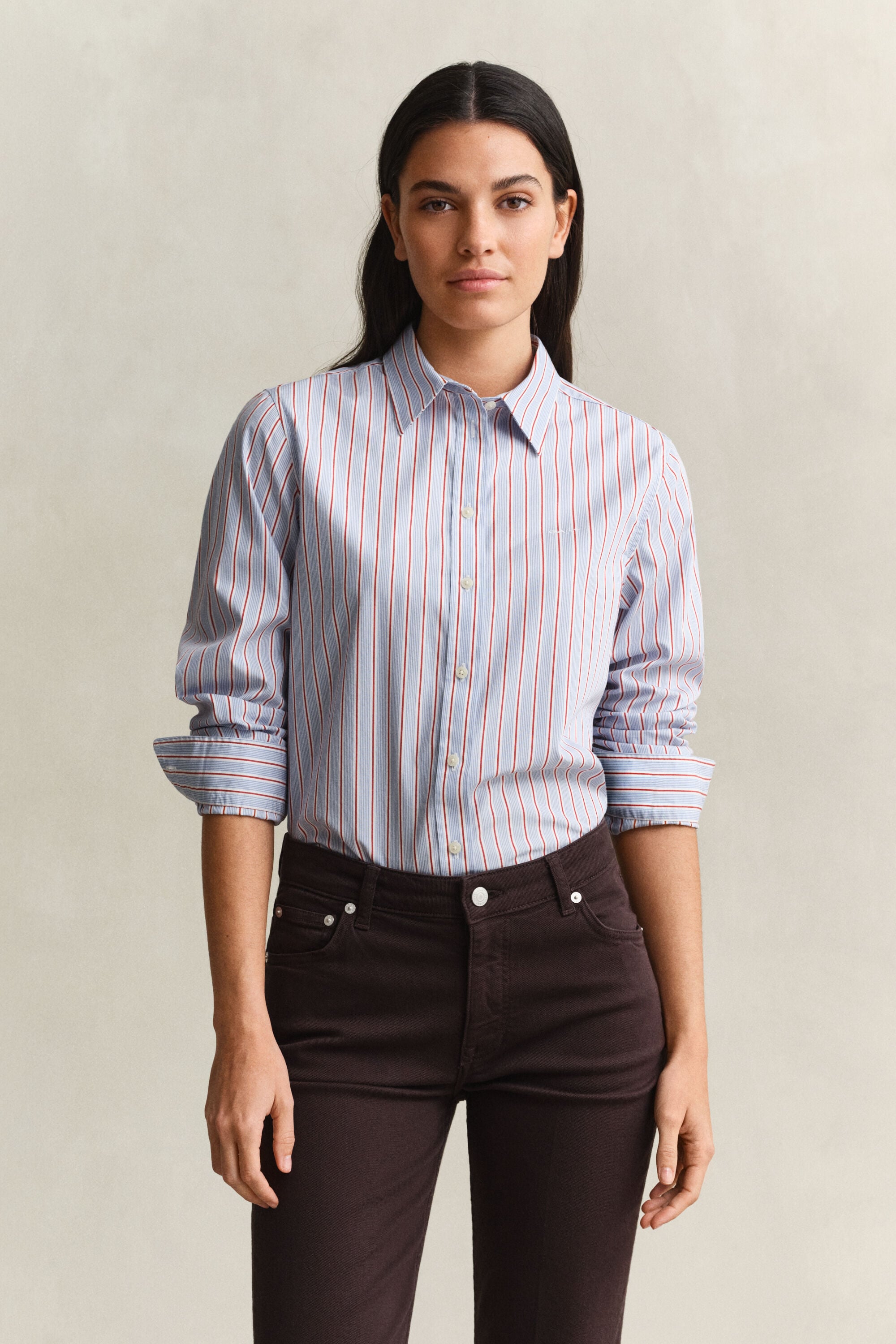 Camisa Regular Fit clásica de popelina a rayas