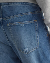 Vaqueros Worn and Torn