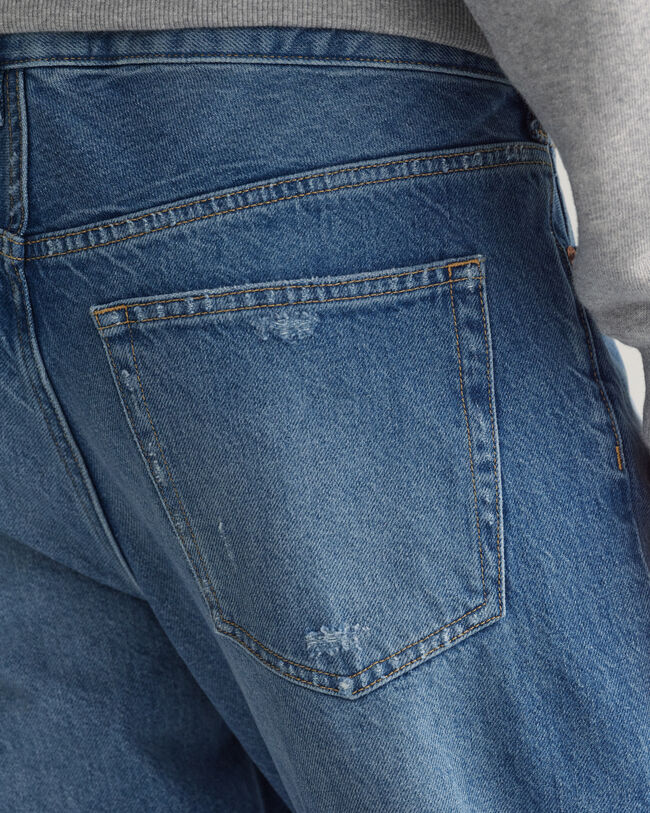 Vaqueros Worn and Torn