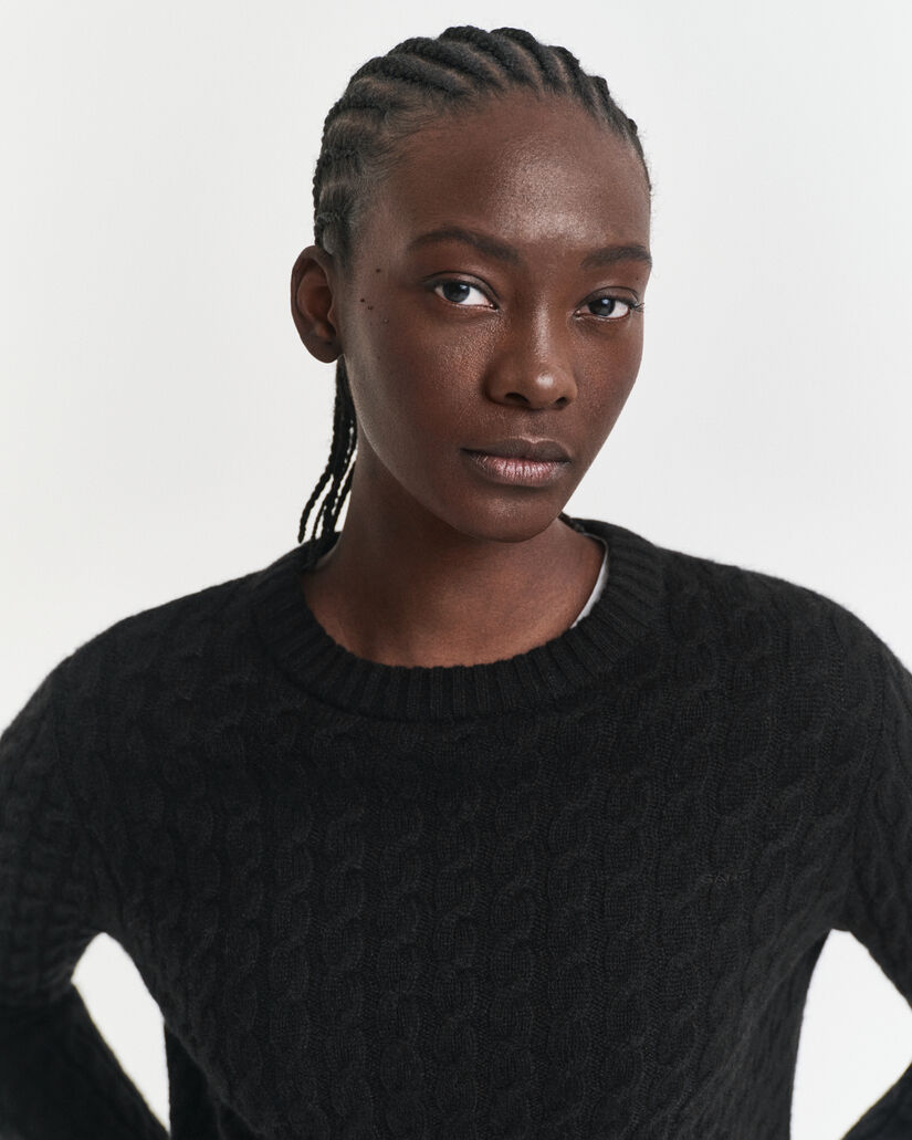 Jersey de cuello redondo en punto de ochos de cachemir