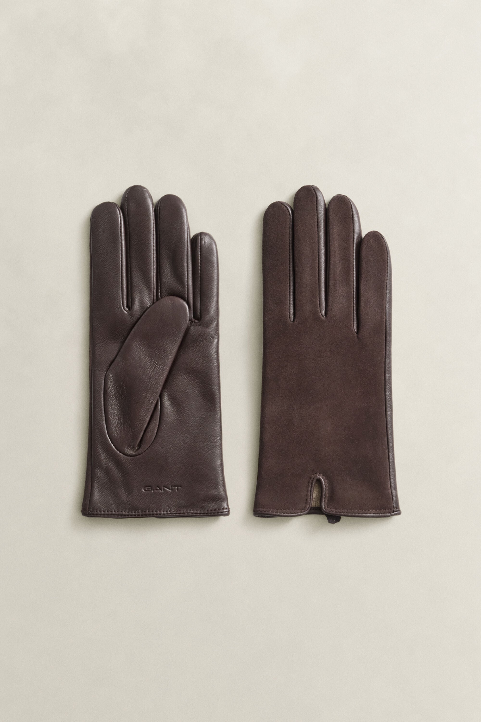 Guantes de piel y ante