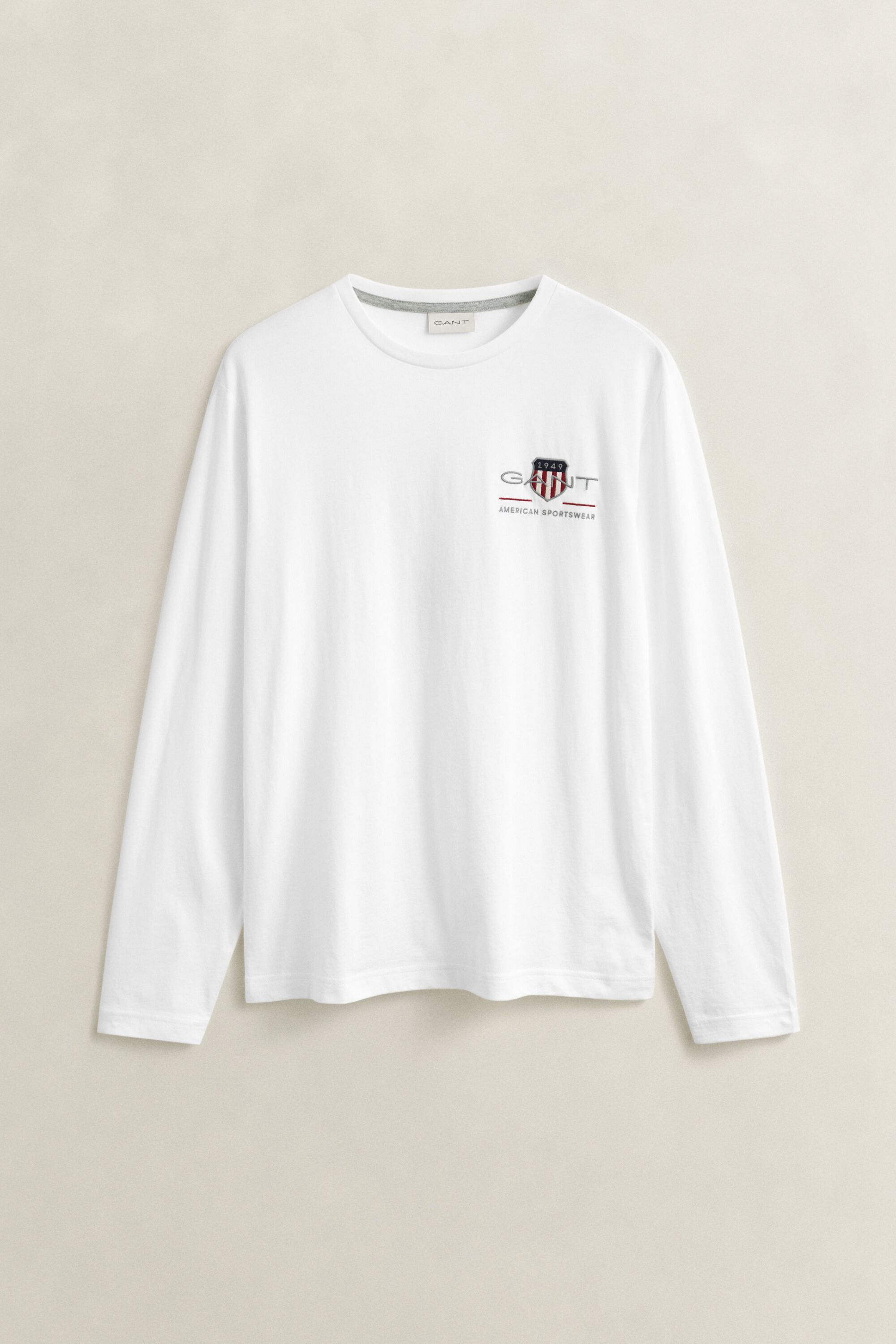 Camiseta Medium Archive Shield