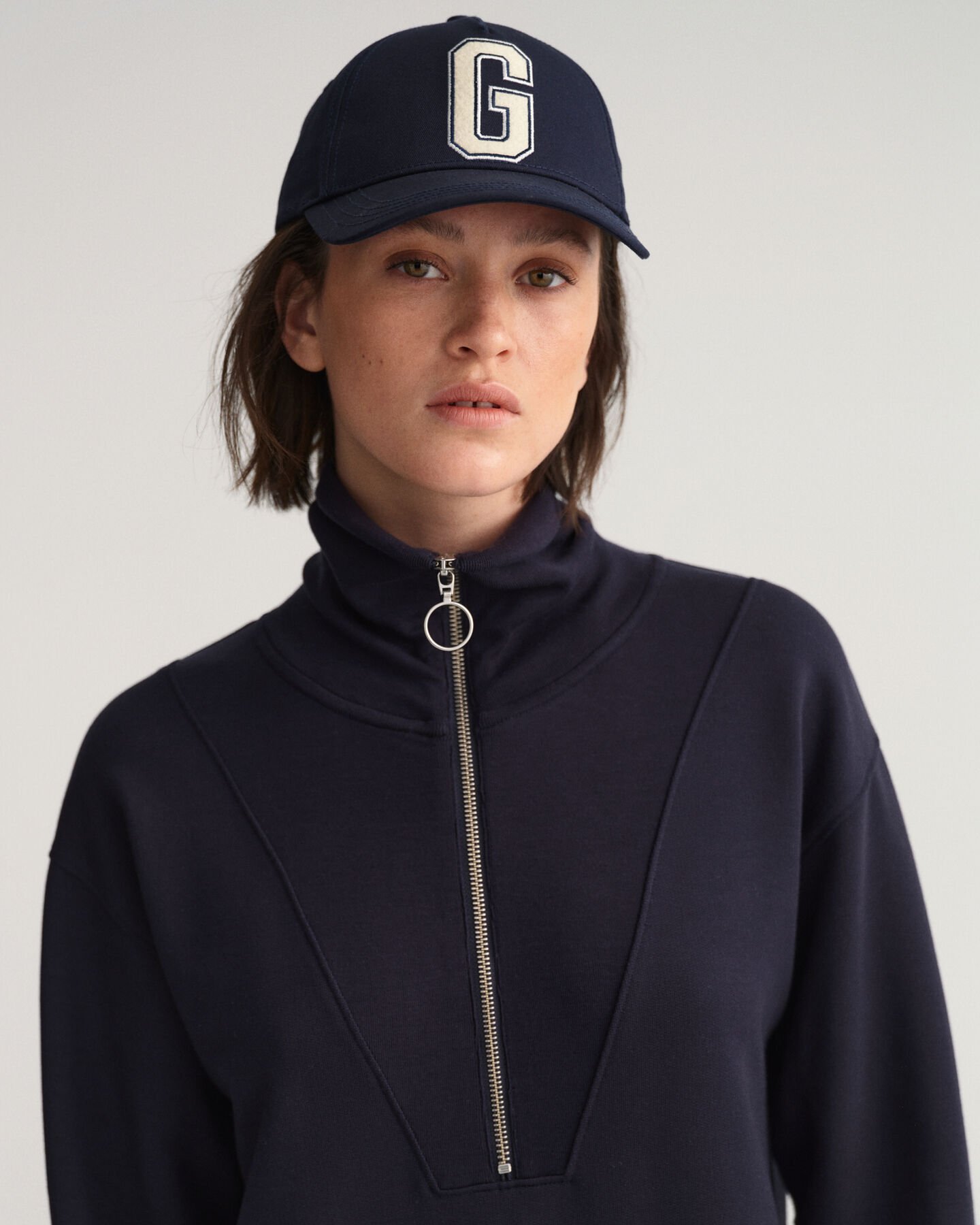 Vestido deportivo con media cremallera