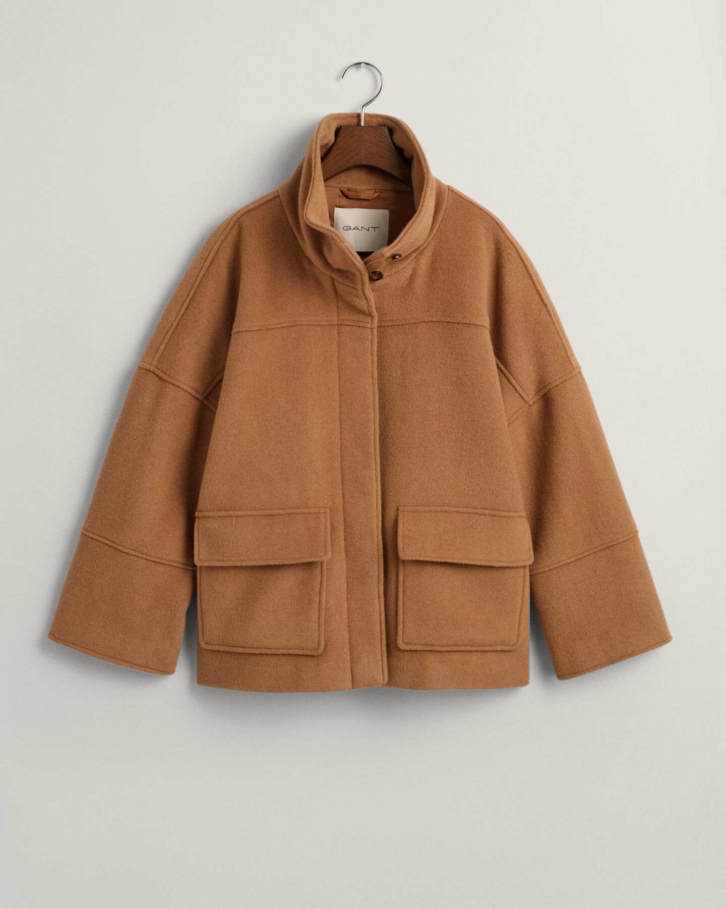 Chaqueta corta de lana