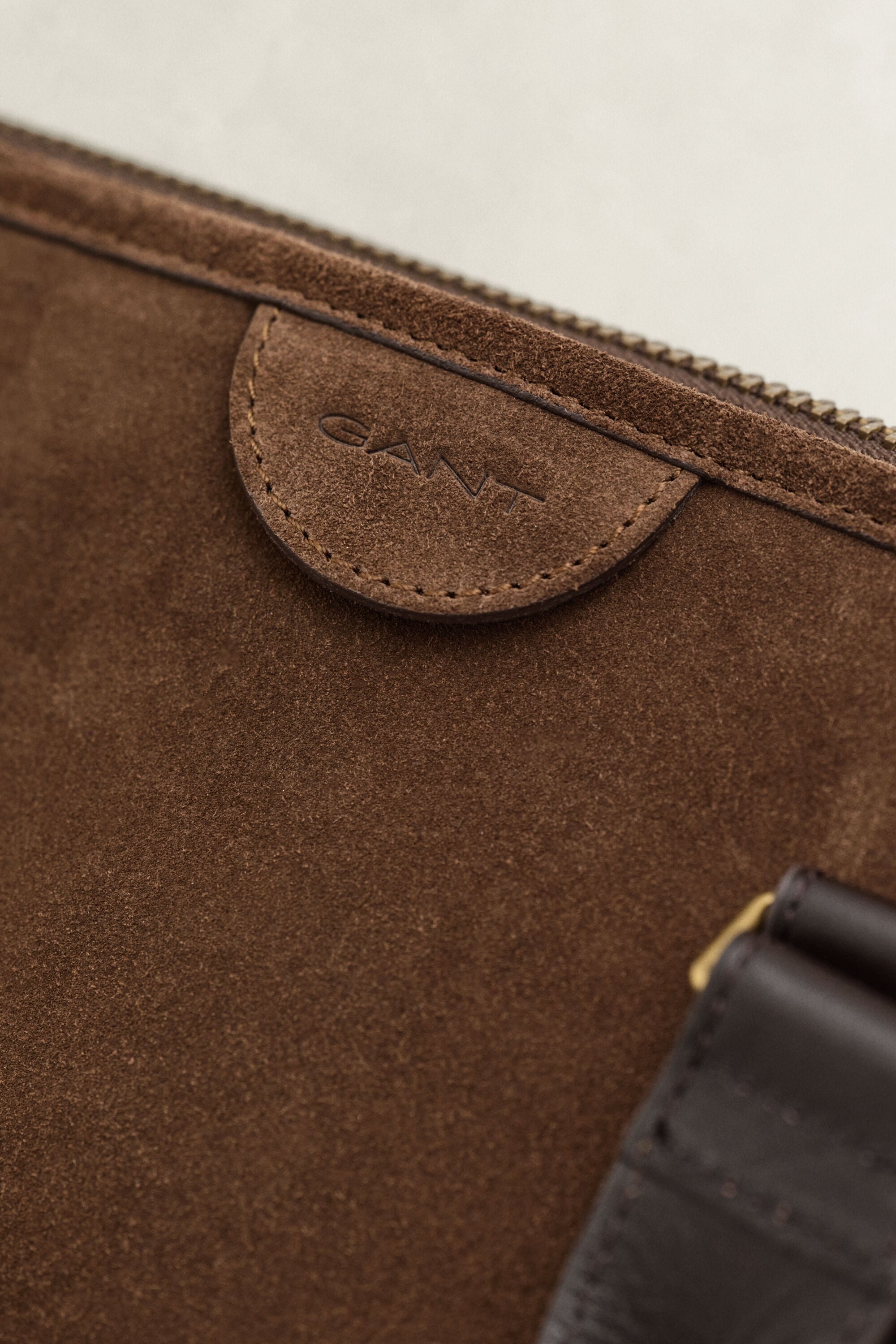 Bolso para el trabajo de ante