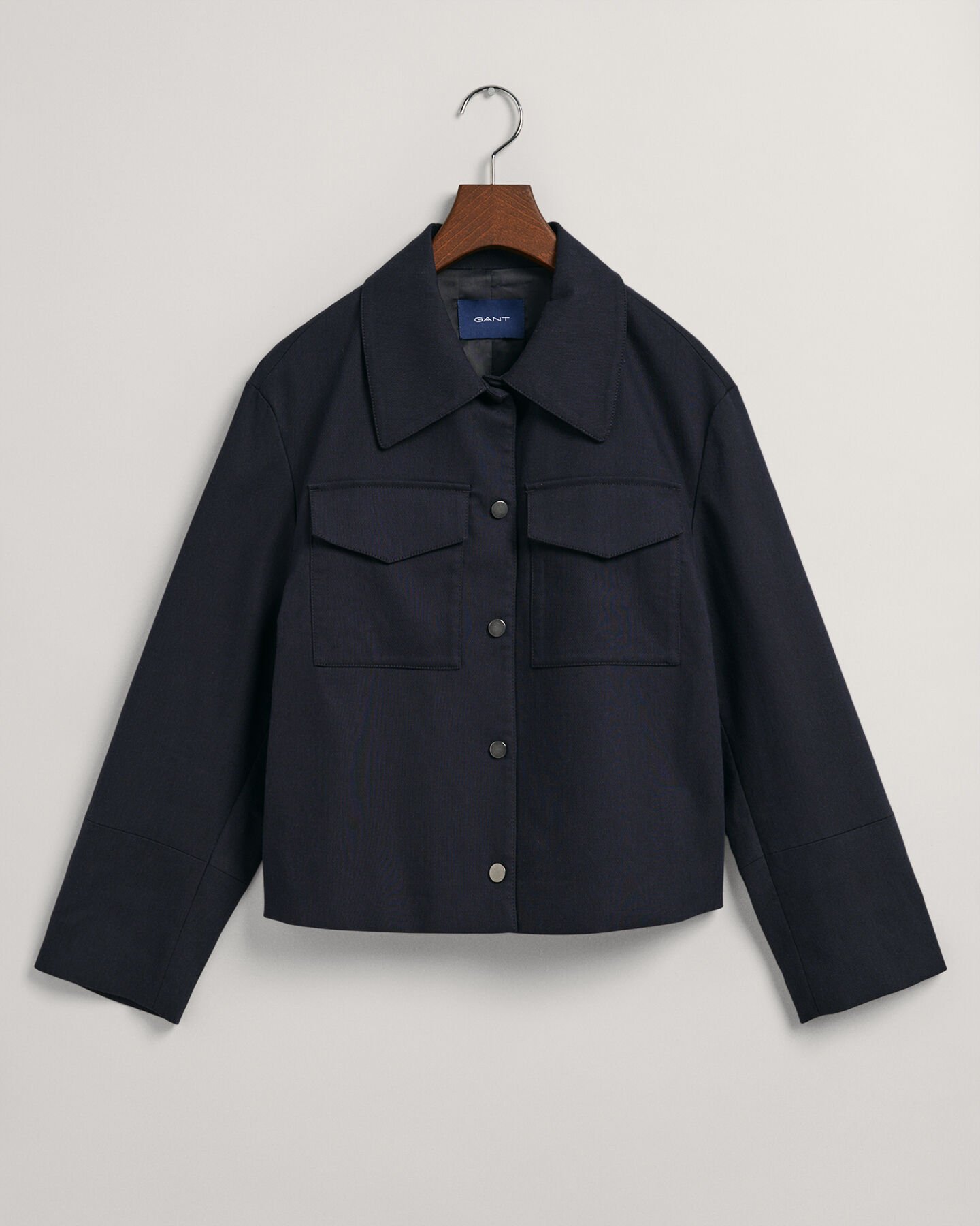 Chaqueta corta tipo americana