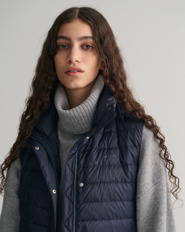 Chaleco largo de plum&oacute;n ligero