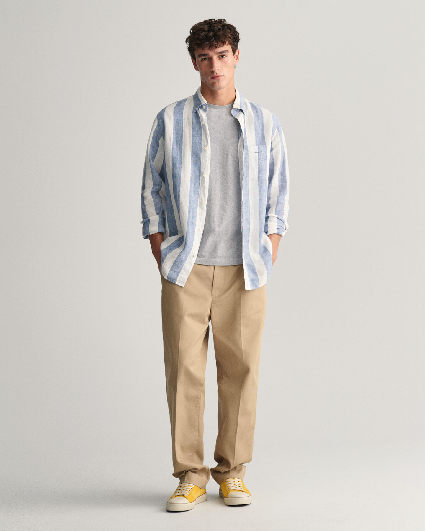 Camisa Regular Fit de lino a rayas atrevidas