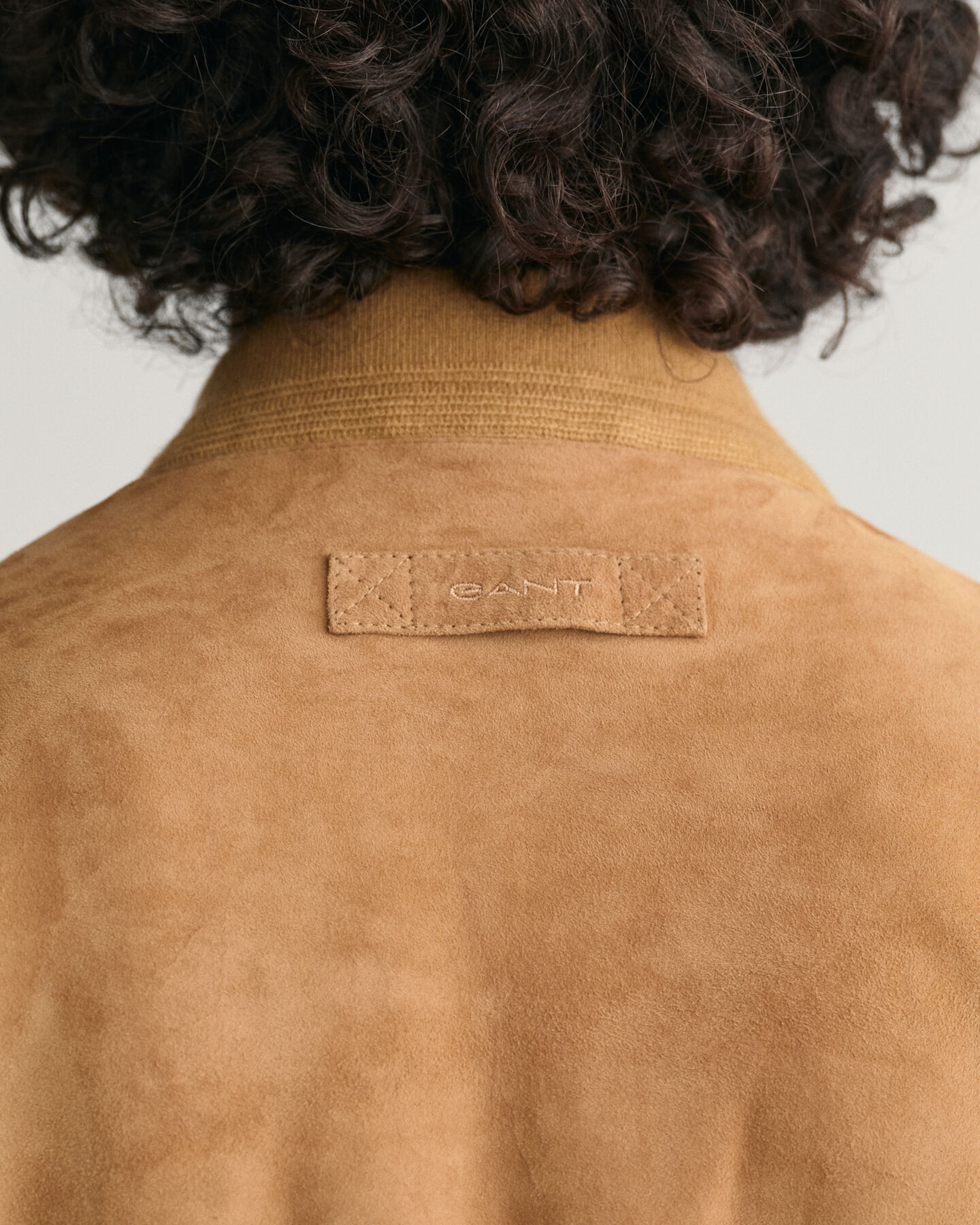 Cazadora bomber de ante