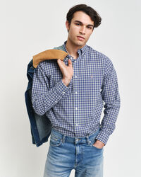 Camisa Regular Fit de popelina a cuadros pequeños