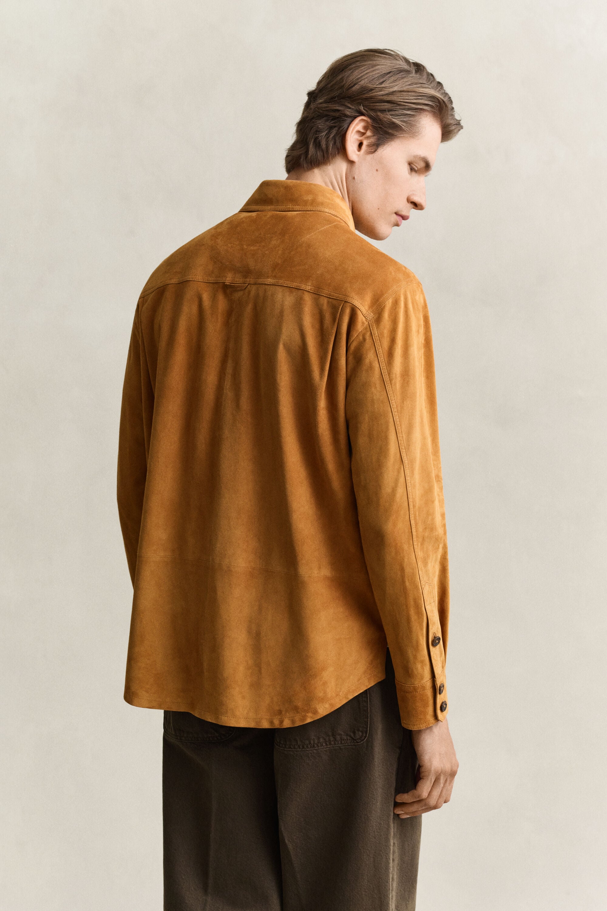 Sobrecamisa de ante