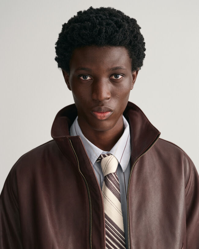 Cazadora bomber de piel