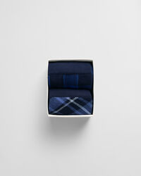 Caja de regalo con dos pares de calcetines a cuadros