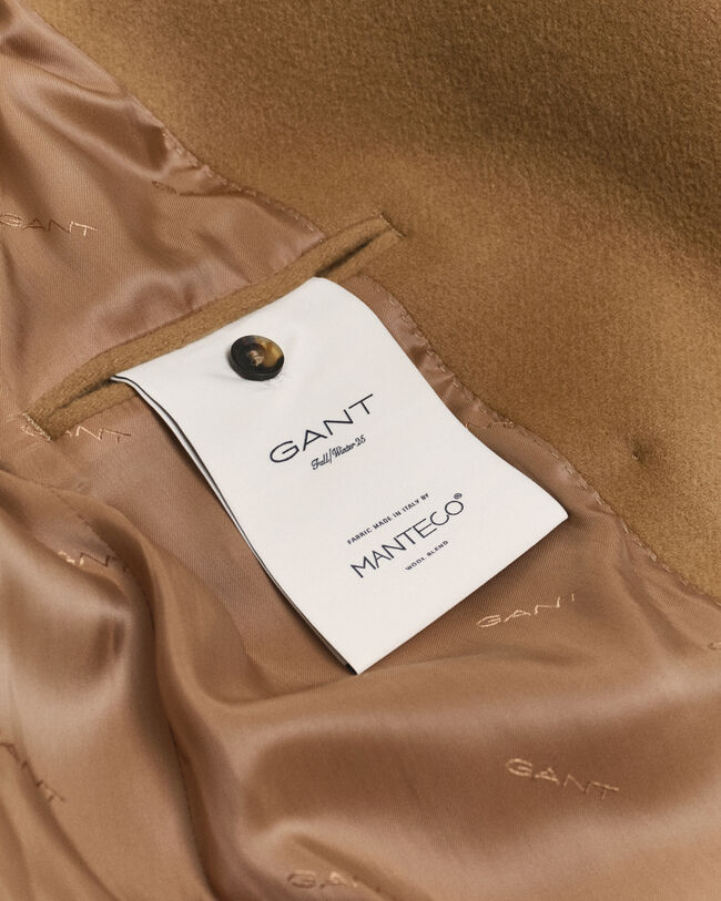 Chaquetón de largo medio en lana