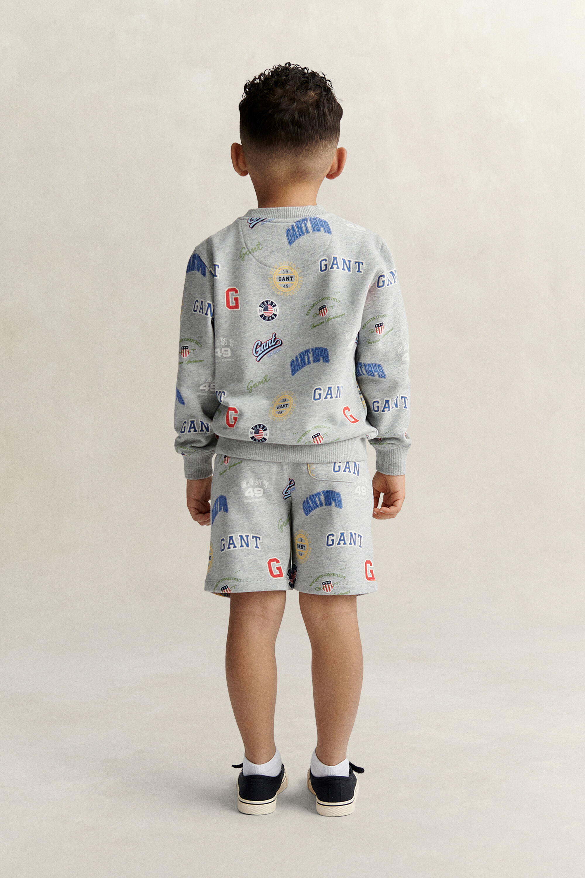 Conjunto estampado de sudadera y pantalones cortos de deporte Boys