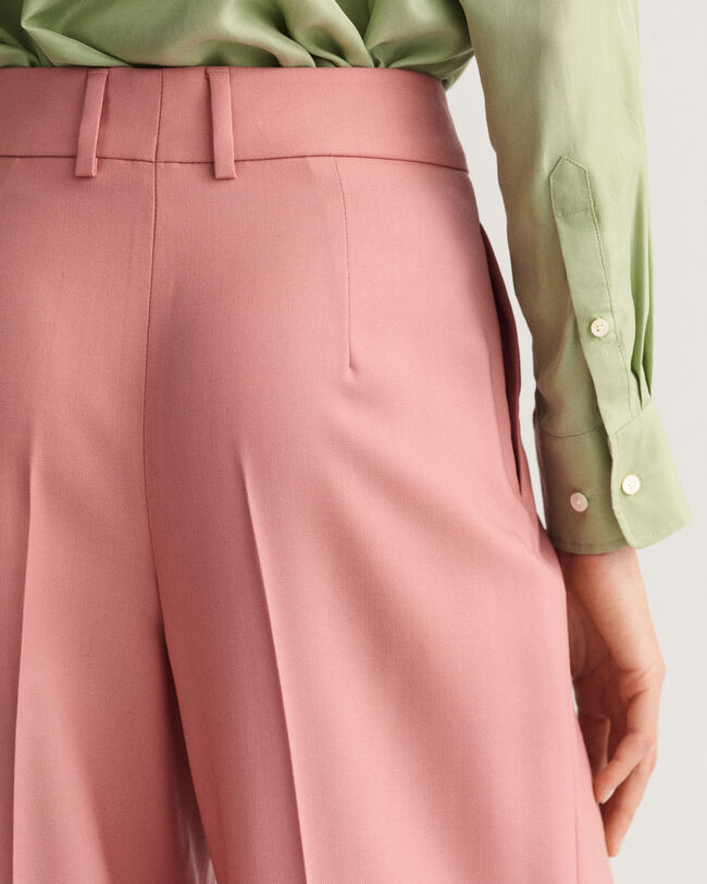 Pantalones anchos de pinzas y talle alto