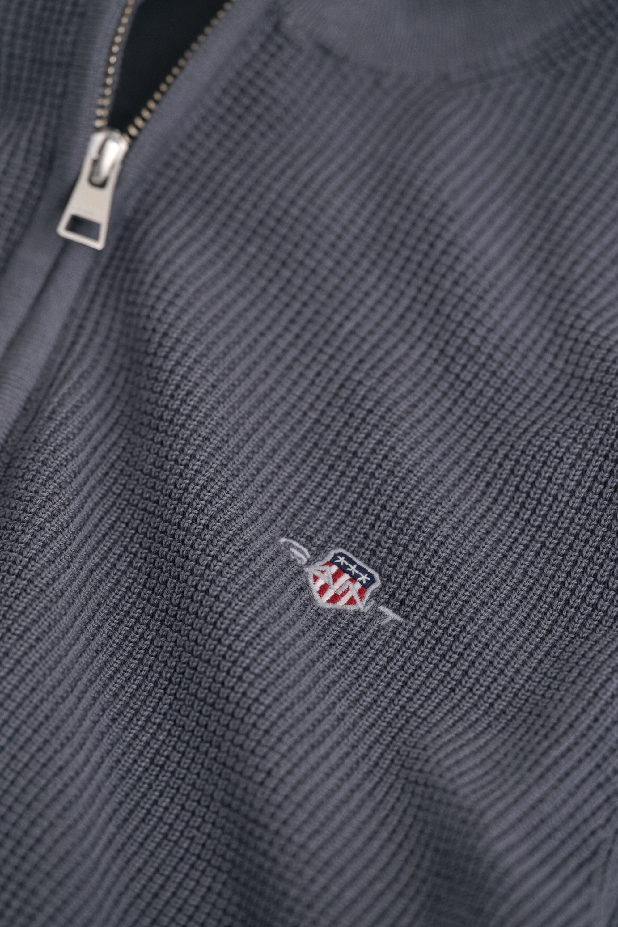 Jersey de algodón con media cremallera y textura