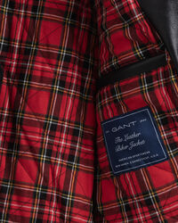 Cazadora motera de piel