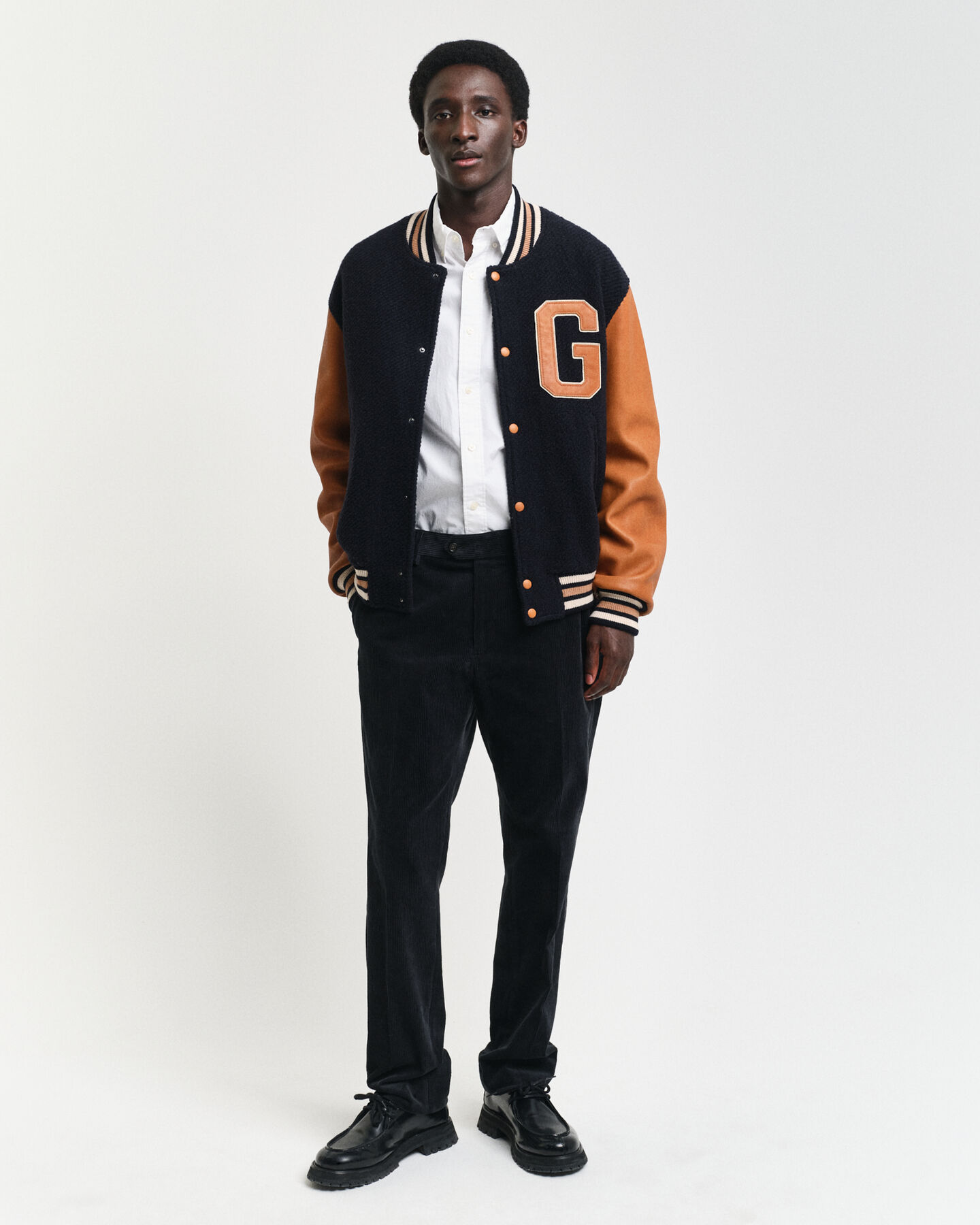 Camisa Slim Fit clásica de popelina