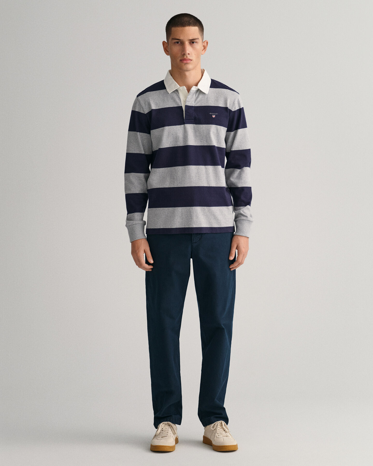 Pantalones chinos Regular Fit de lona Allister