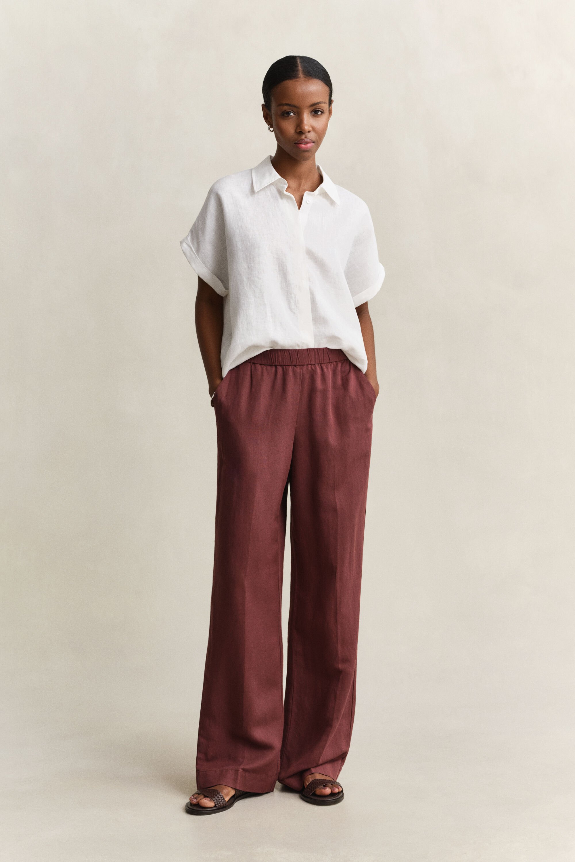 Camisa de lino con manga casquillo