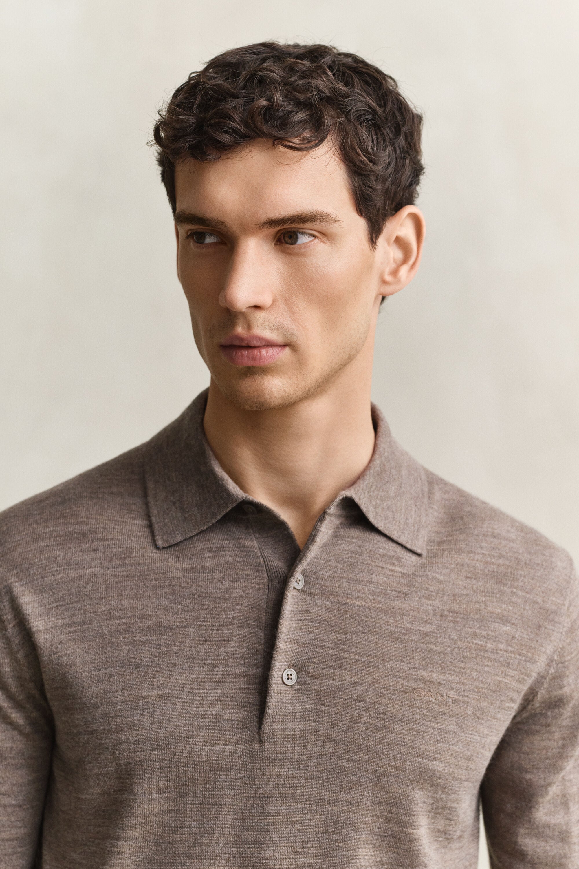 Jersey tipo polo de lana merino extrafina