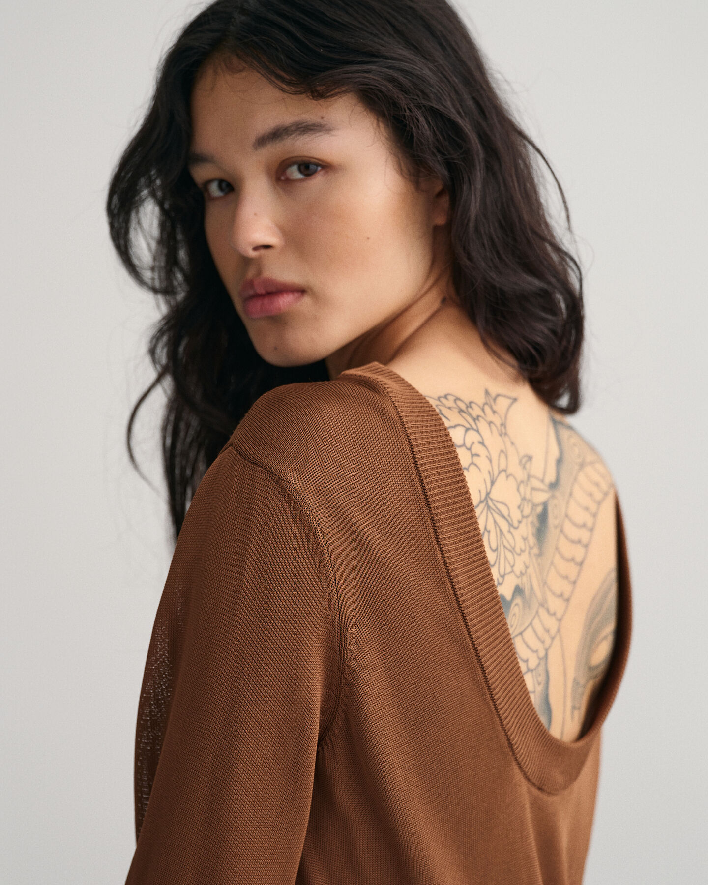 Vestido de punto con espalda descubierta