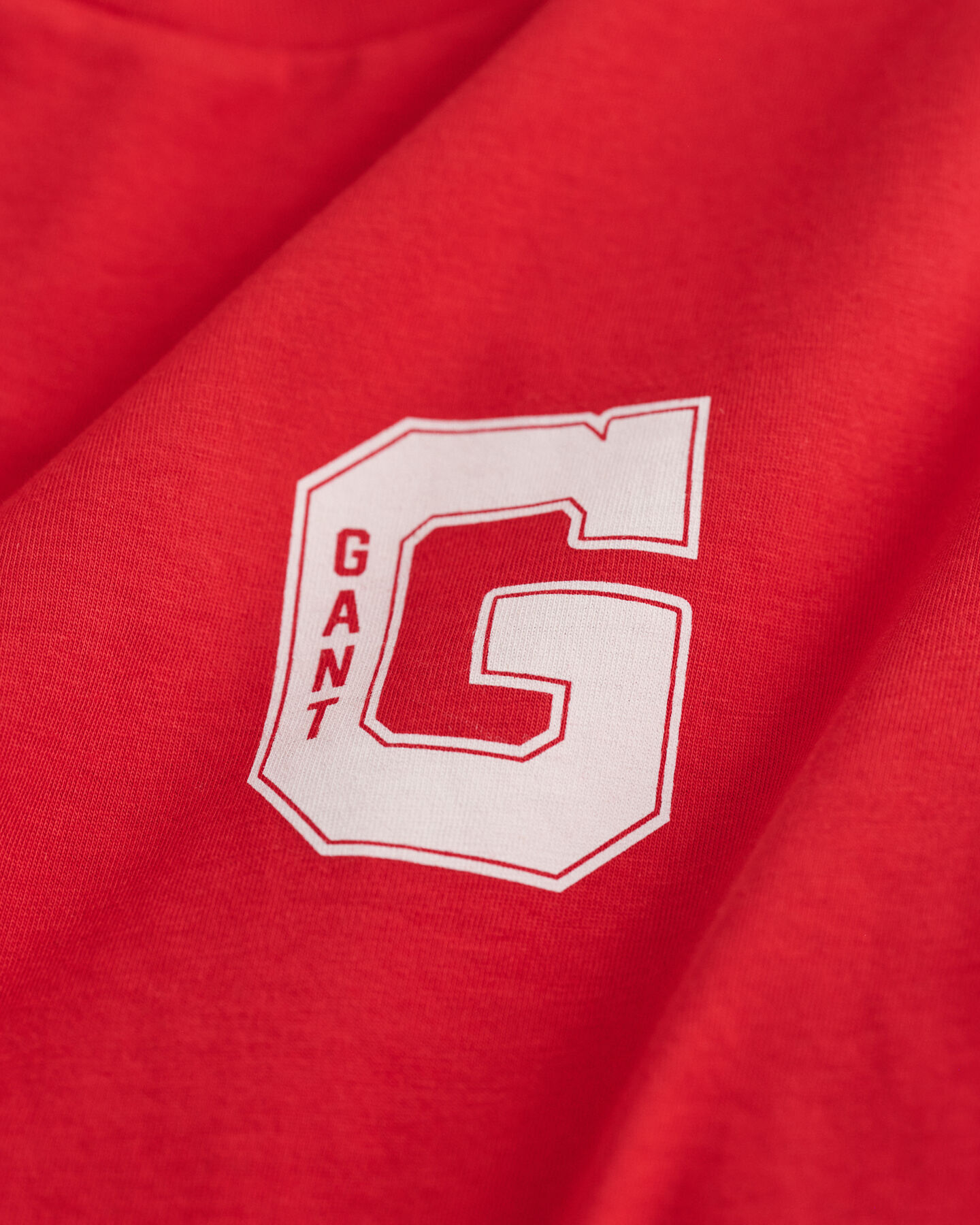 Camiseta de cuello redondo y manga larga G