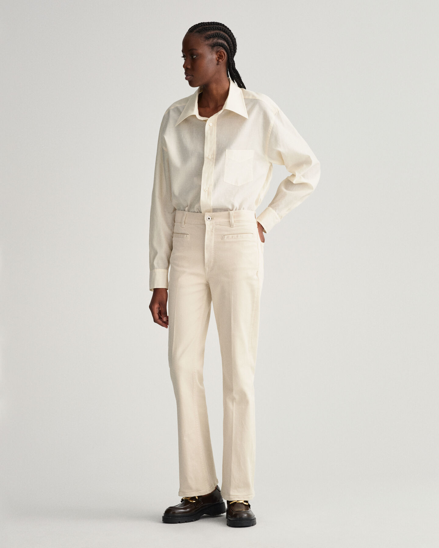 Vaqueros acampanados Color