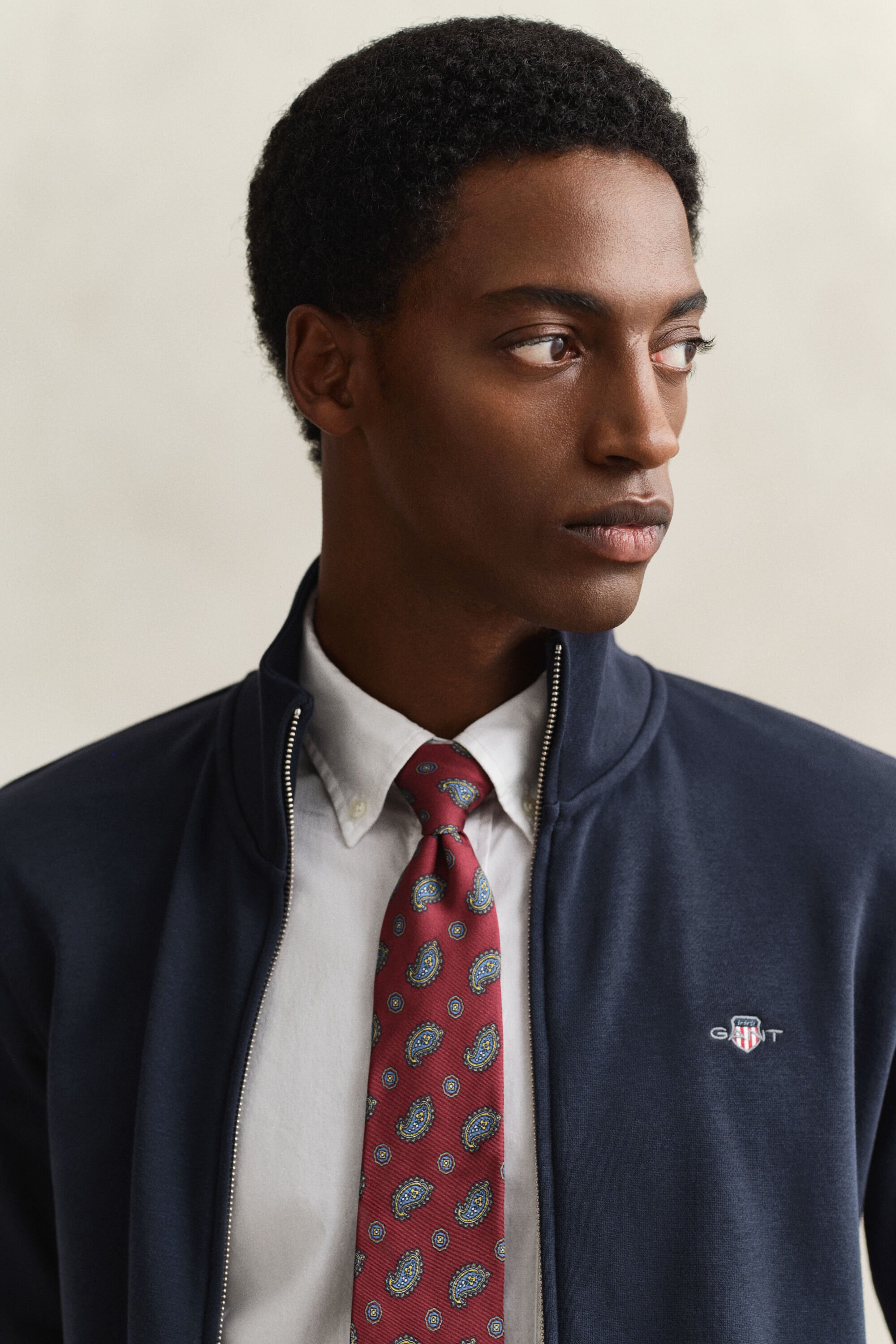 Sudadera Shield con cremallera