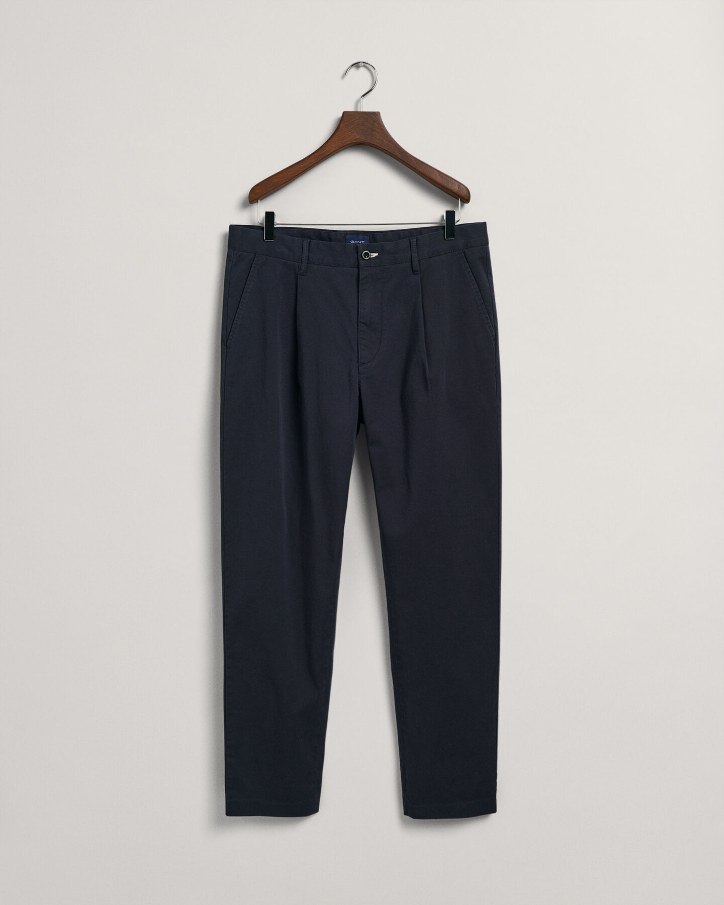 Pantalones chinos Slim Fit de sarga con pinzas
