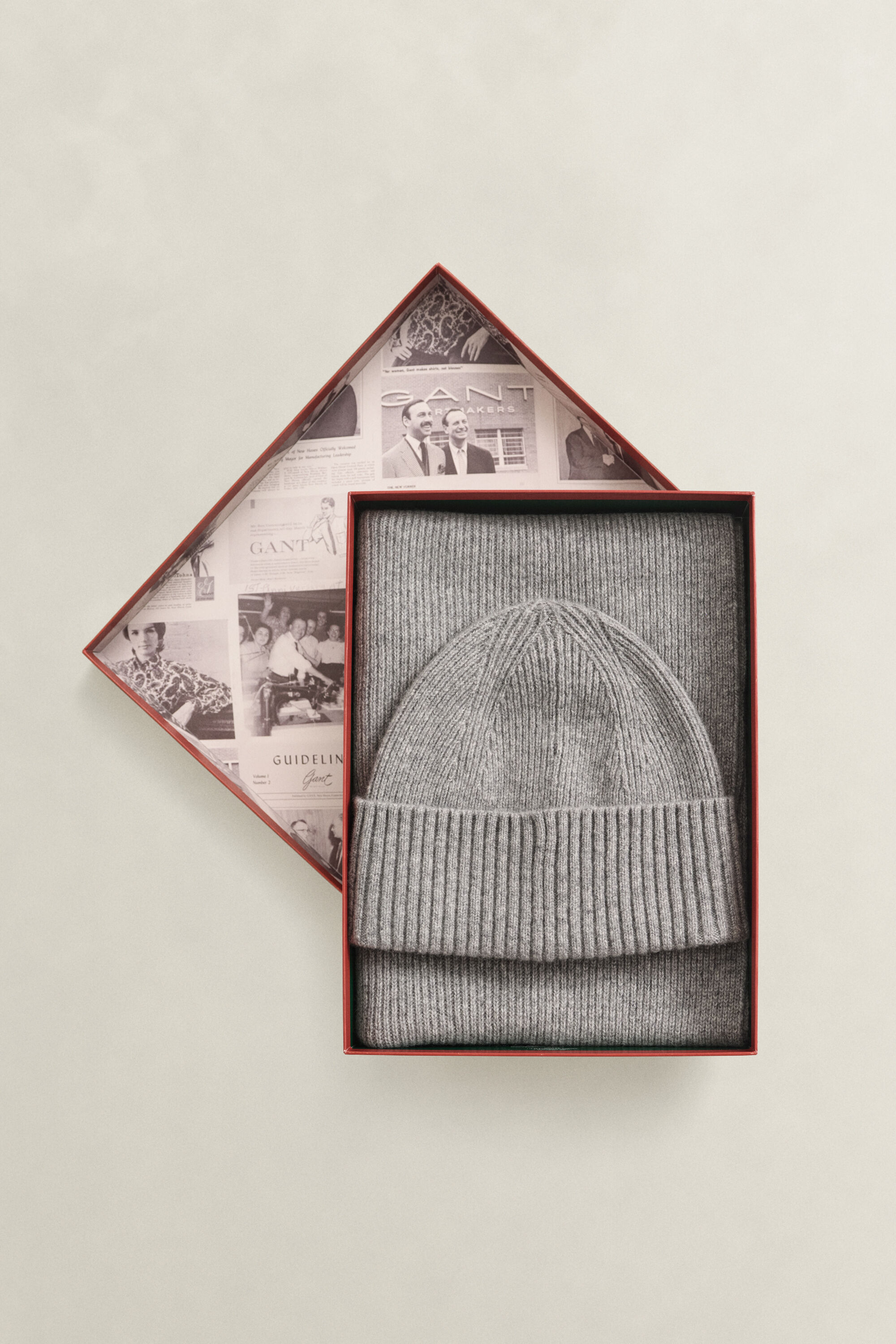 Set de regalo con bufanda y gorro de cachemir