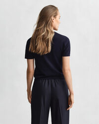 Jersey de punto ligero de manga corta y cuello redondo