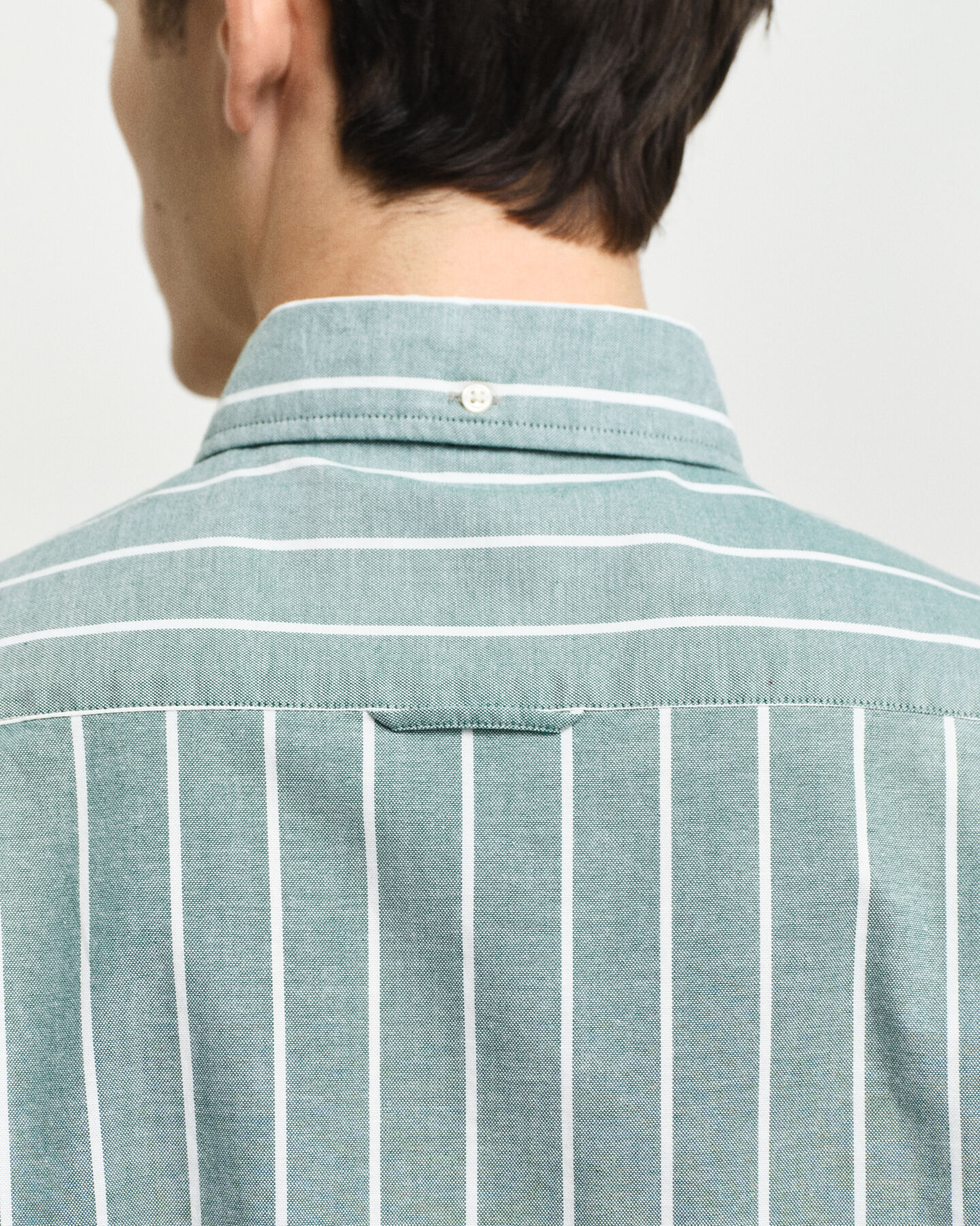 Camisa Oxford Slim Fit el&aacute;stica de rayas