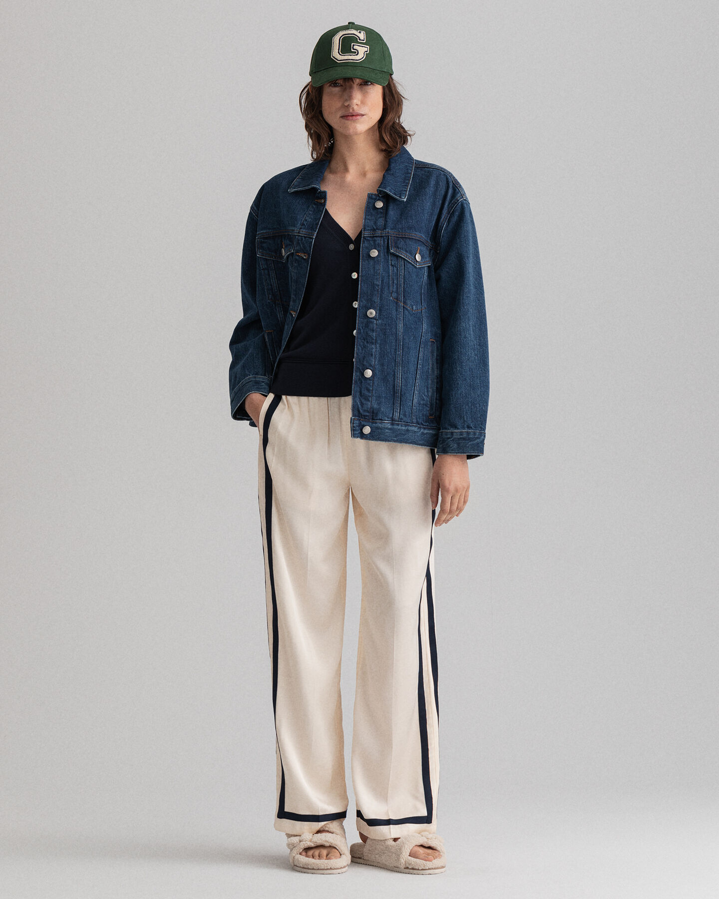 Cárdigan con cuello de pico en algodón ligero