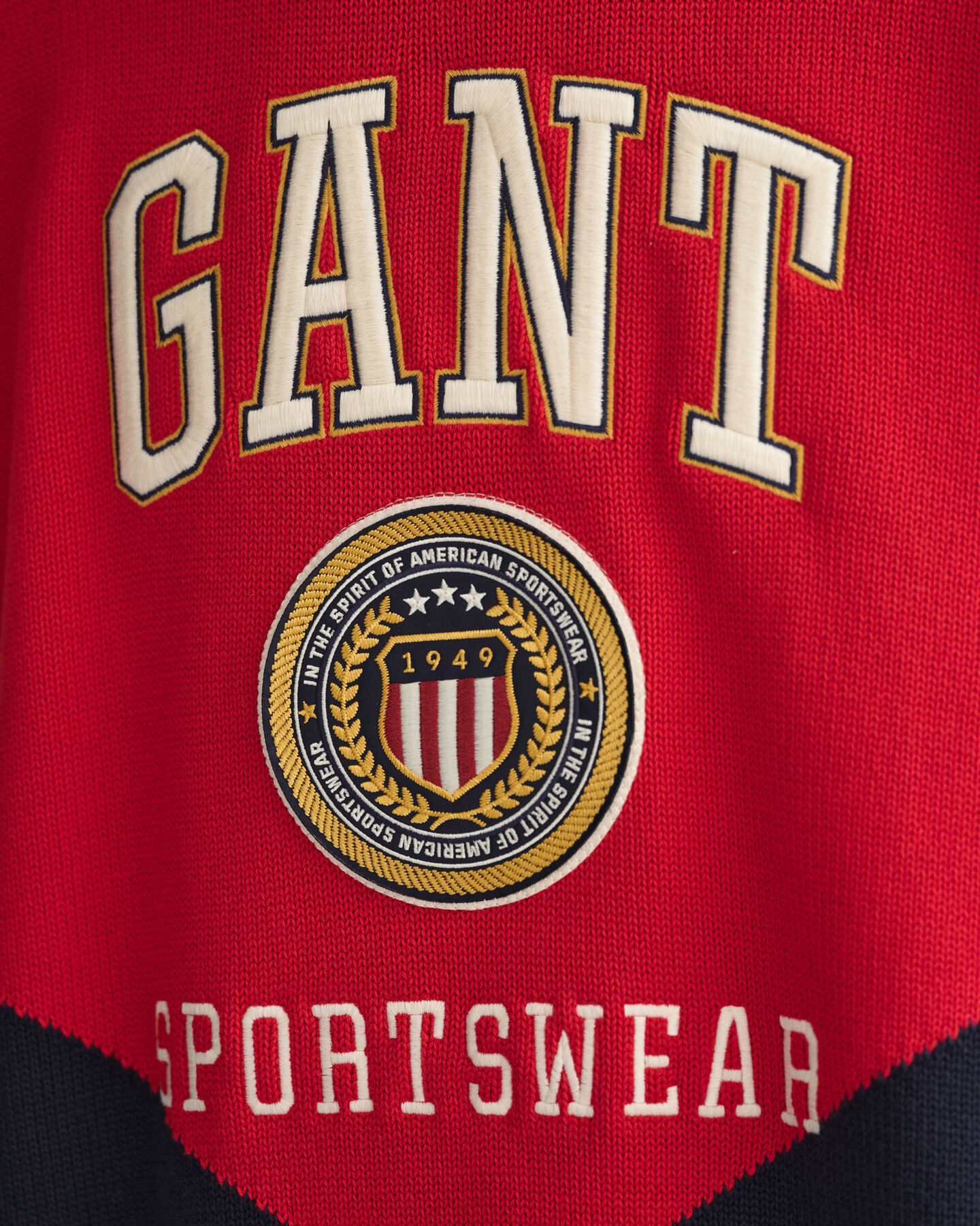 Jersey de cuello redondo Crest Shield