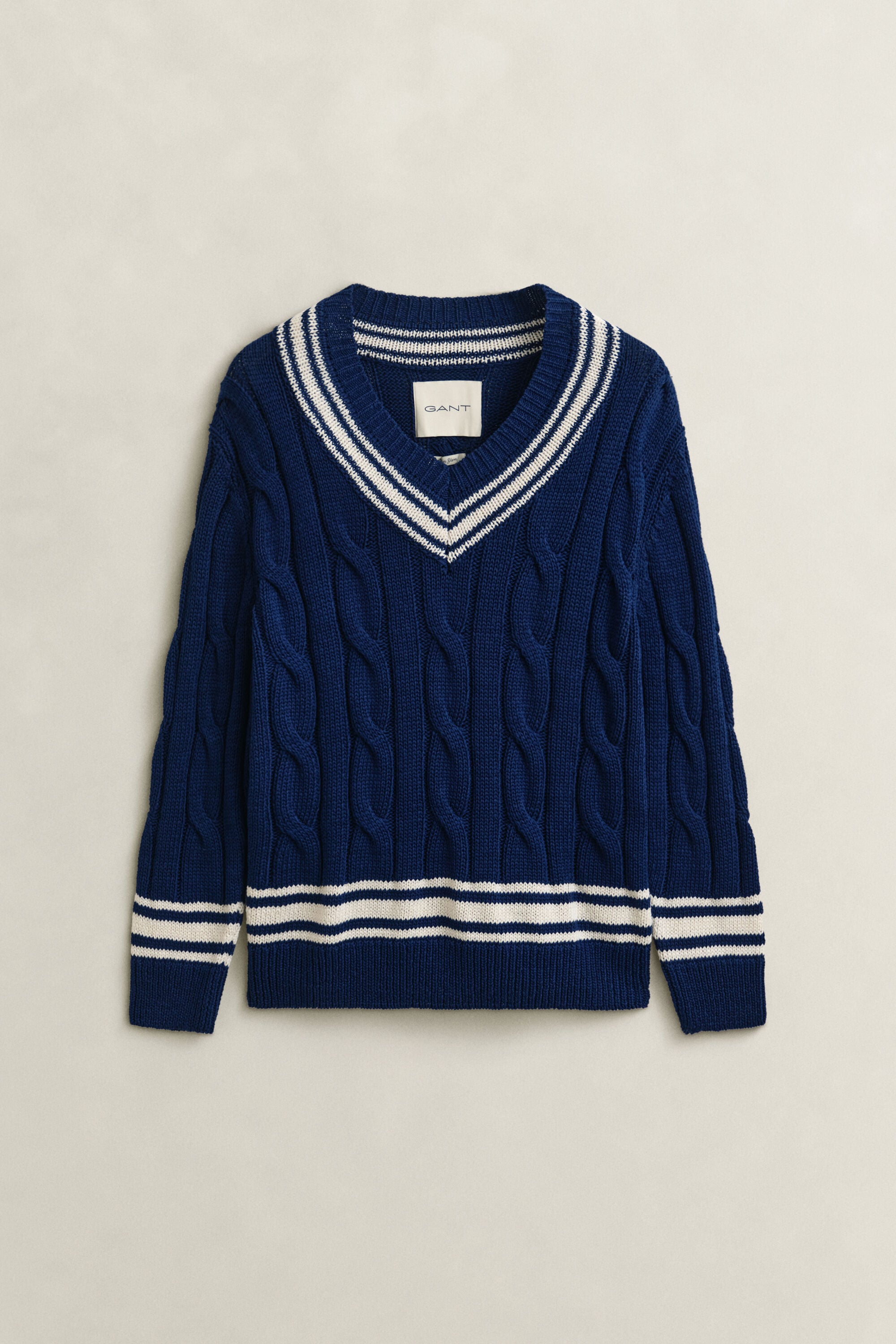 Jersey de punto de ochos con cuello de pico