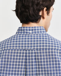 Camisa Regular Fit de popelina a cuadros pequeños