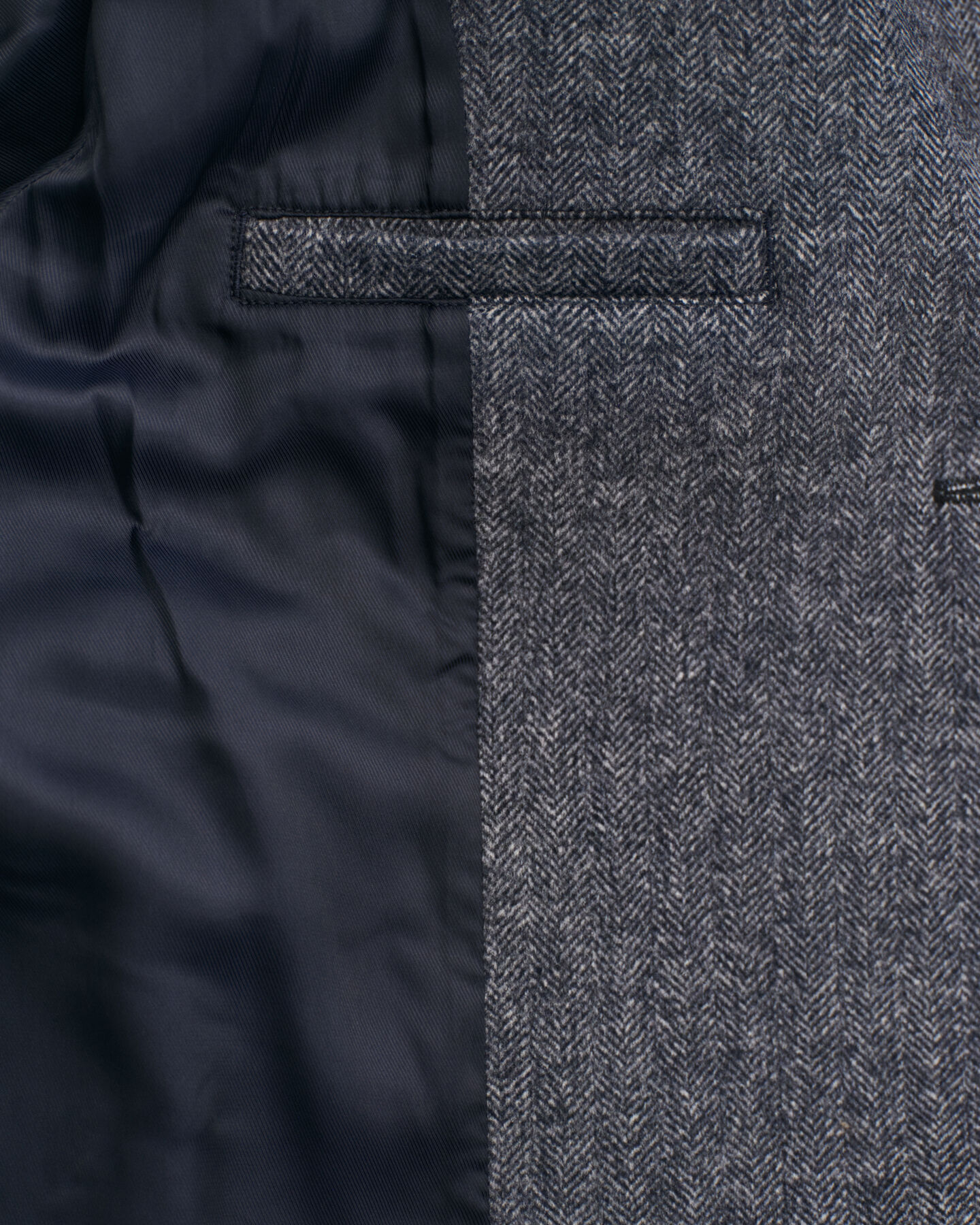 Chaqueta corta de lana con dise&ntilde;o de espiga