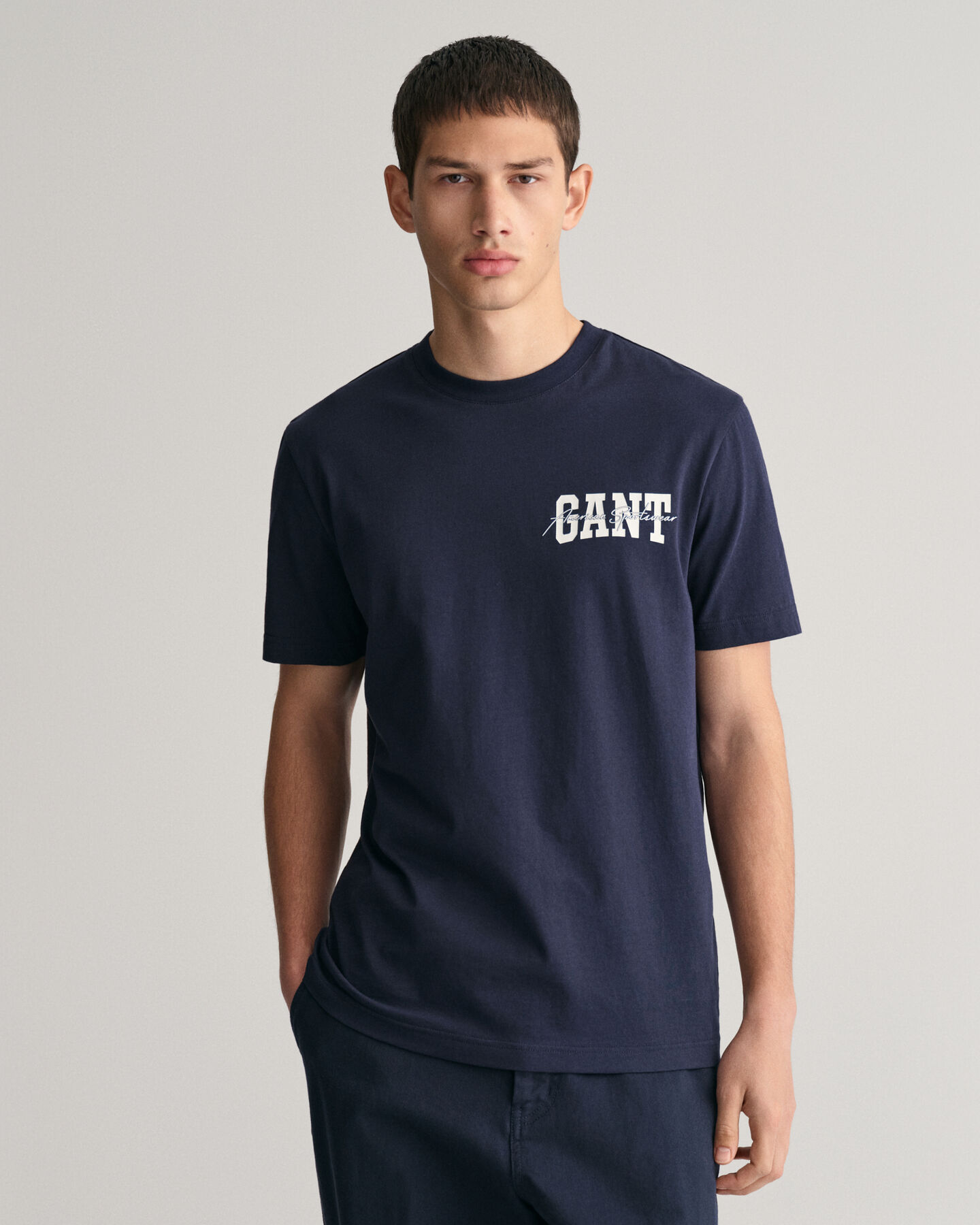 Camiseta GANT Arch Script Graphic