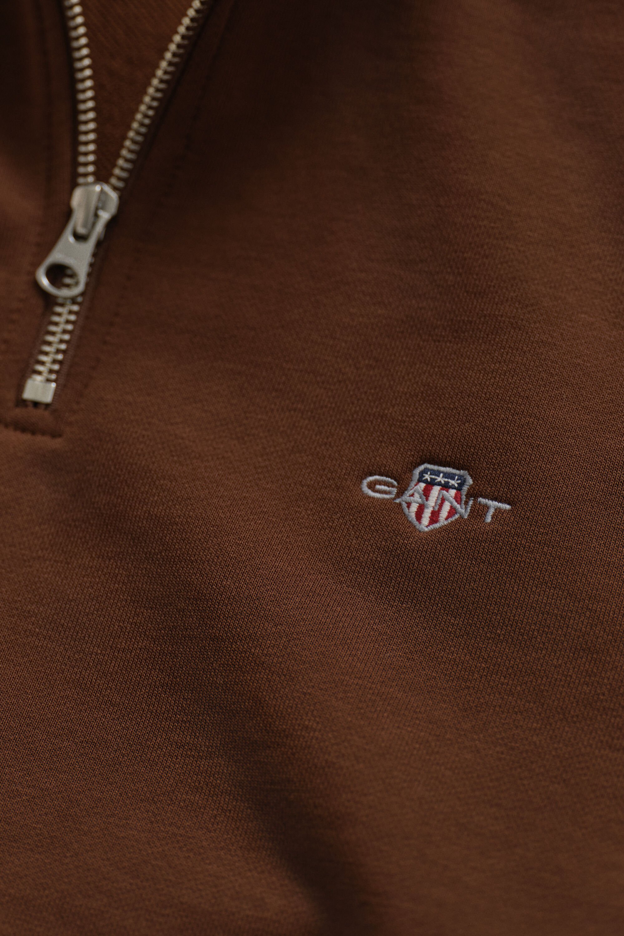 Sudadera Shield con media cremallera