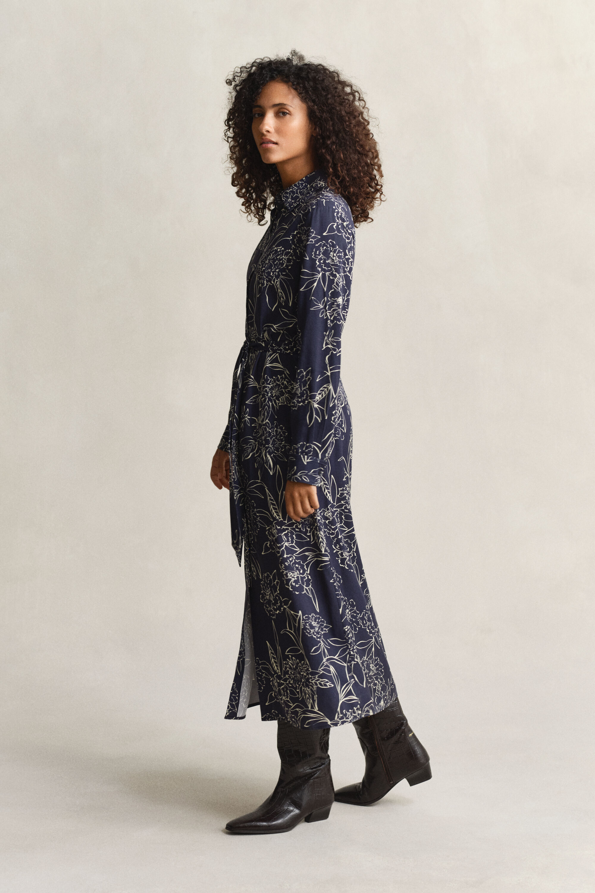 Vestido camisero con estampado floral