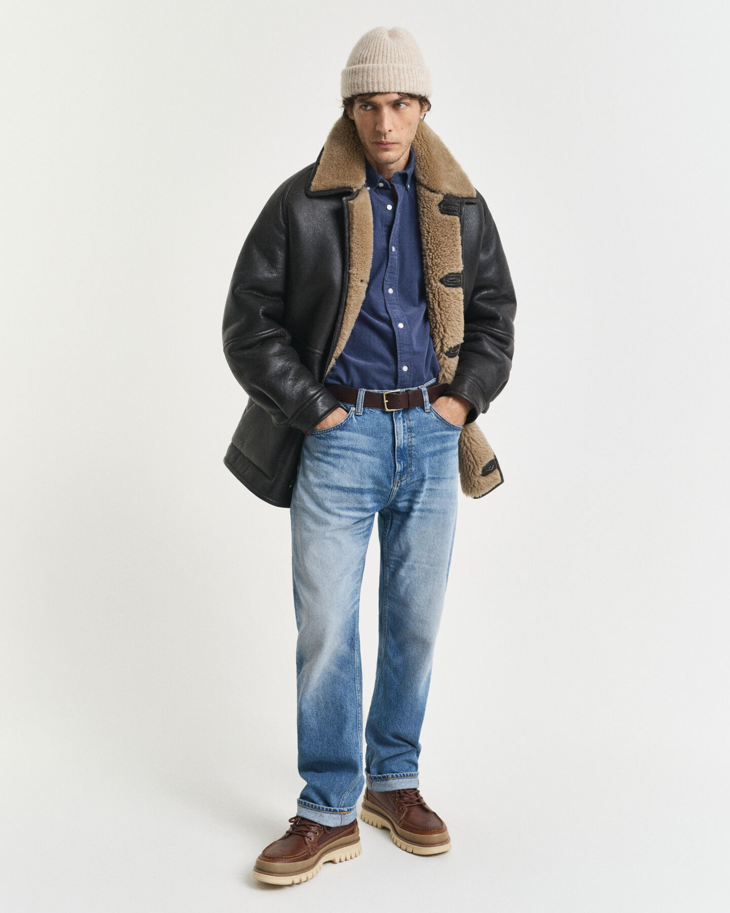 Camisa Regular Fit de pana de algodón