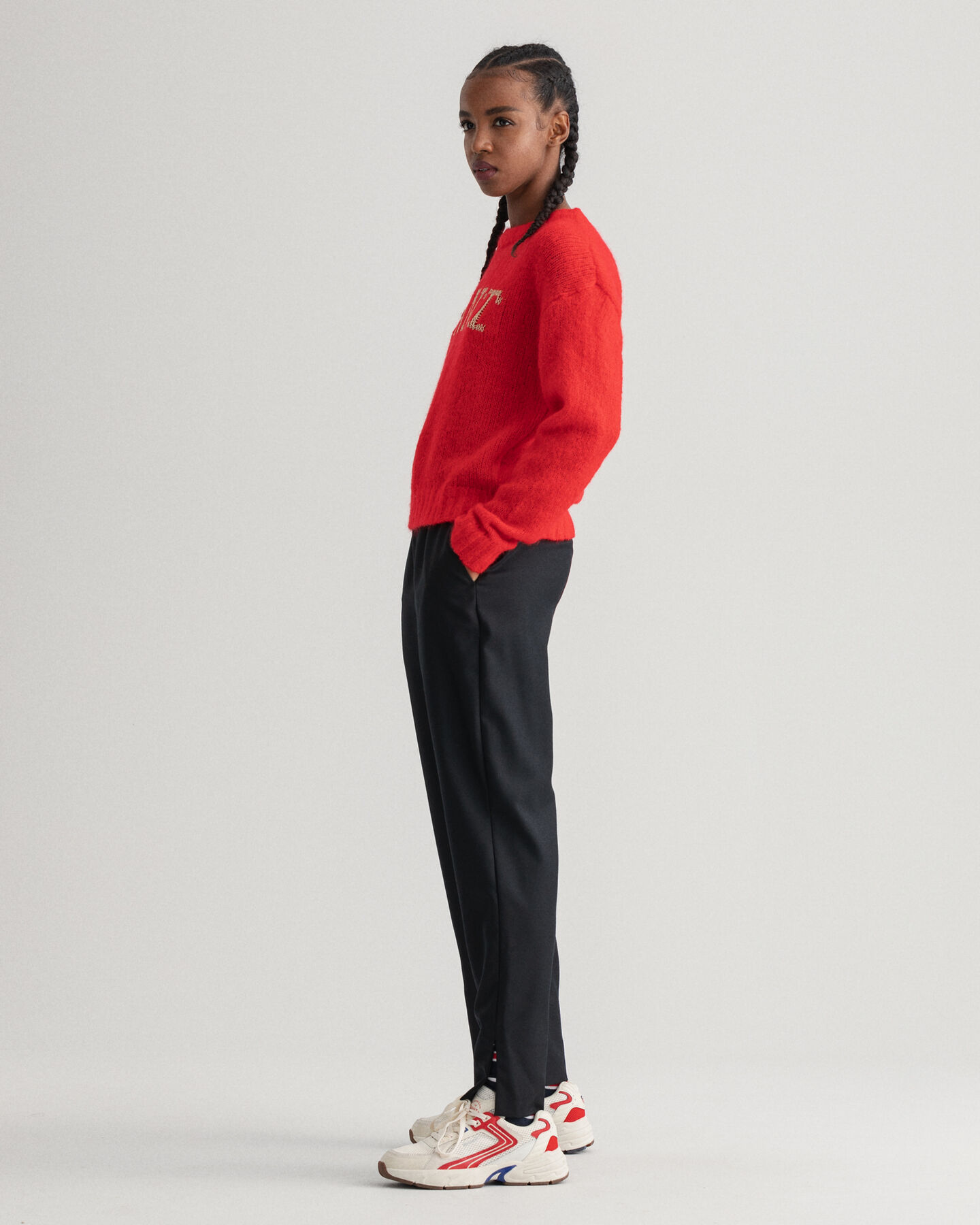 Jersey de cuello redondo en angora Logo