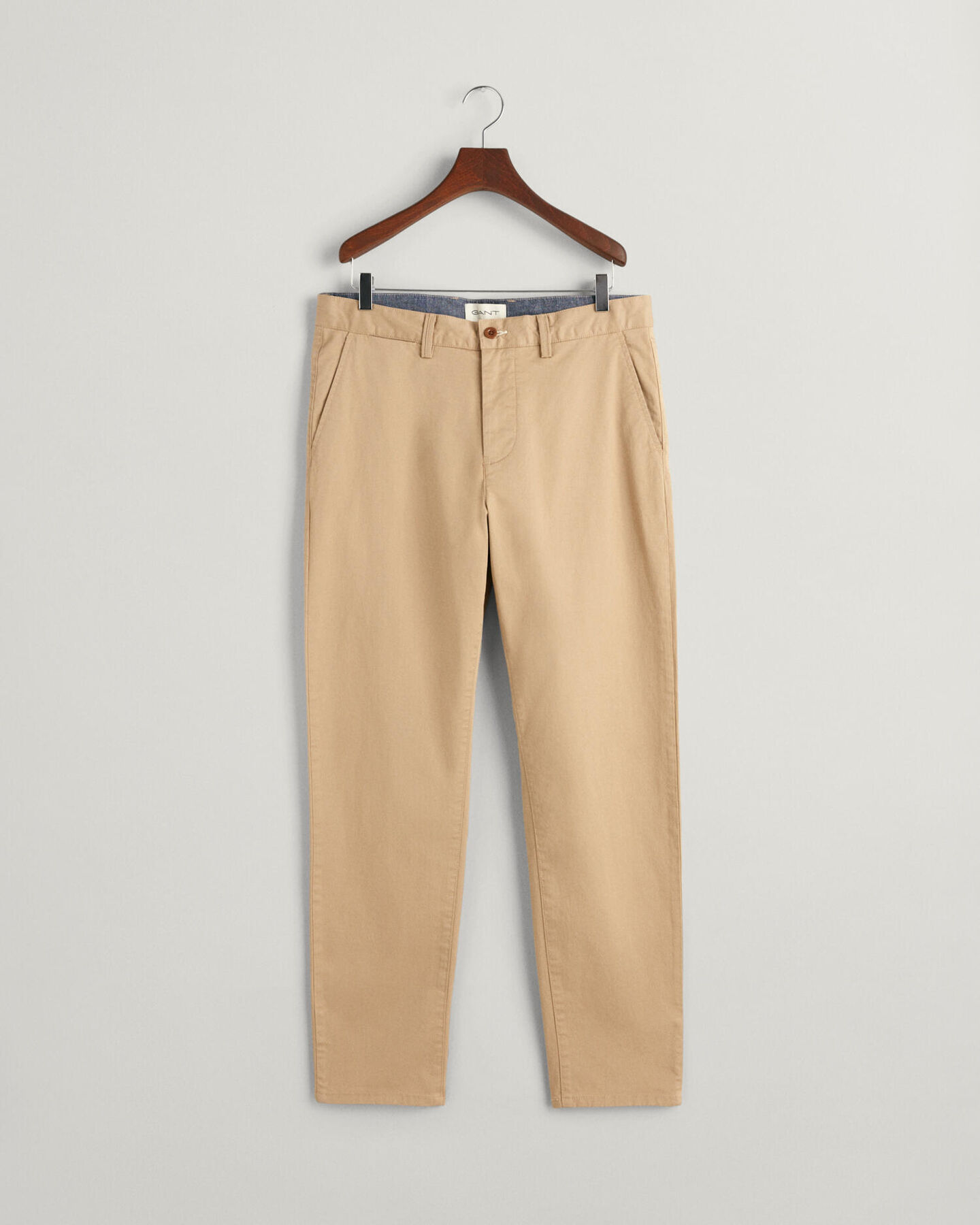 Pantalones chinos de sarga