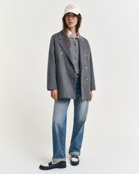 Chaquetón con detalle cosido a mano