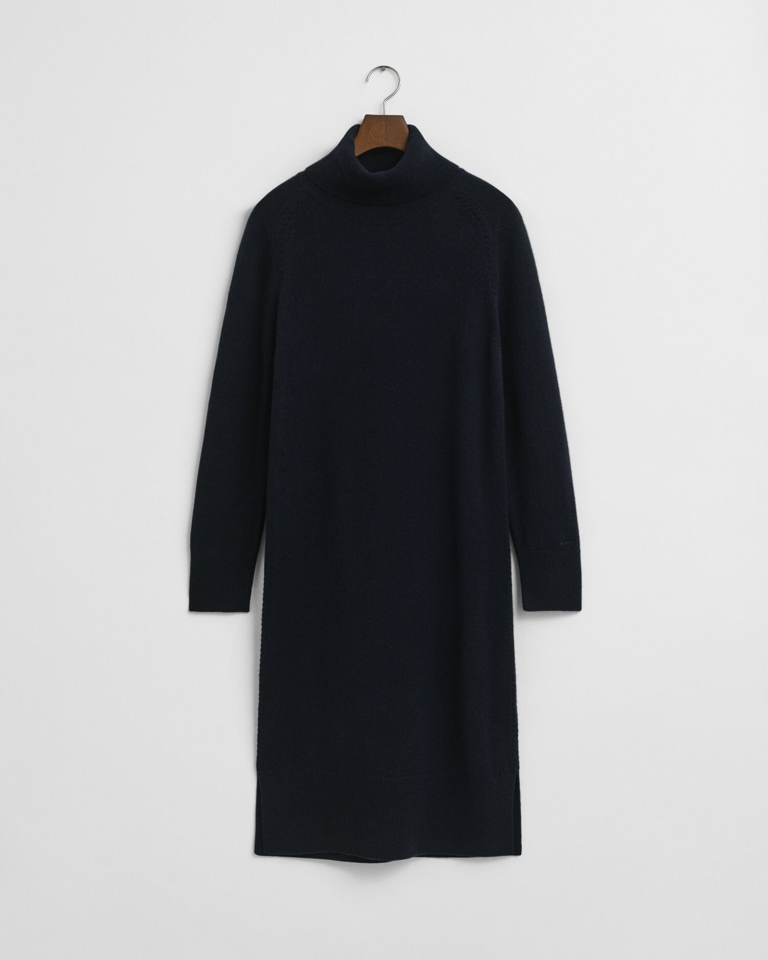 Vestido de cuello de cisne con detalle de punto