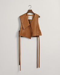 Chaleco de piel deconstruido