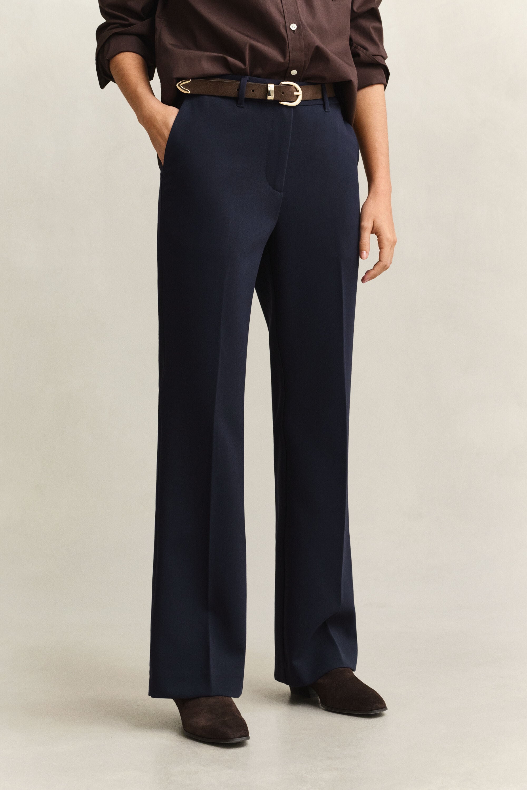 Pantalones de vestir Slim Fit acampanados