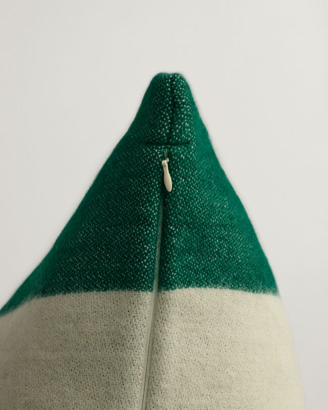 Cojín de lana a rayas